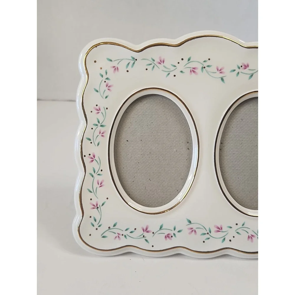 Vtg 1990s Porcelain Double Oval Picture Frame Scalloped Ceramic Floral 6x7